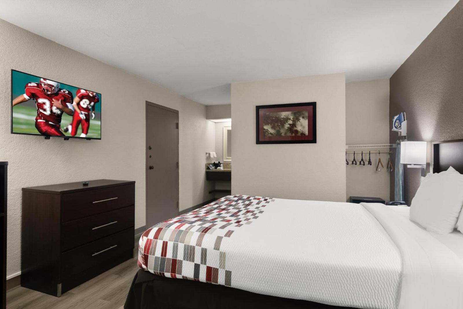 Red Roof Inn Kingsland Main image 2